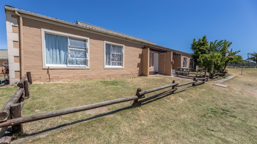 2 Bedroom Property for Sale in Table View Western Cape